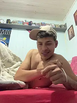 Snapshot of daniell15150 chatting on 07.15.26 daniell15150 online show from 07.15.26