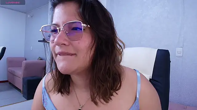 Lucero Angels online show from 07.08.26
