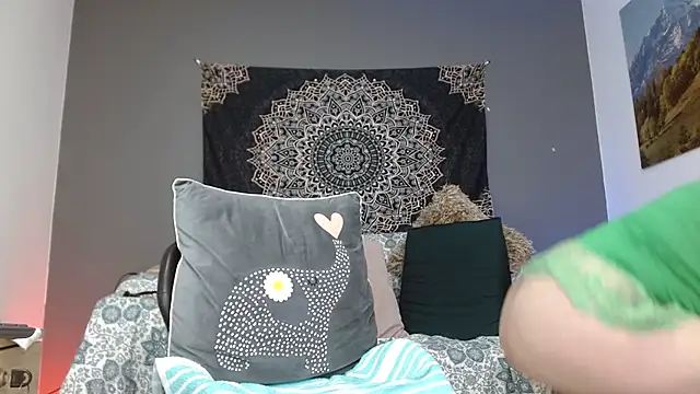 katiasupreme1 online show from 11.10.25