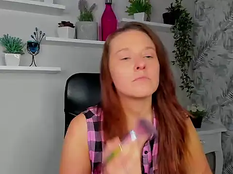 LadyAlessa online show from 07.10.26