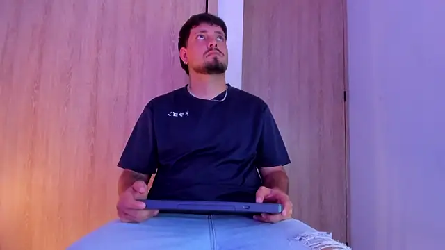 my max online show from 07.21.26