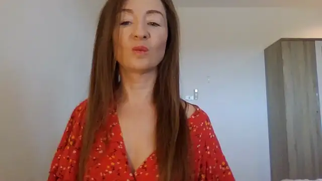 Sweet Poeme online show from 07.26.26