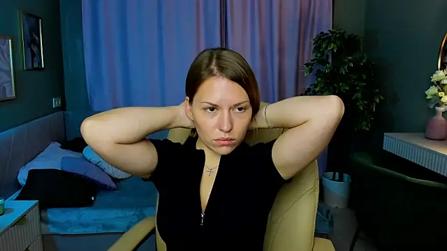 Kira Miragee online show from 07.23.26