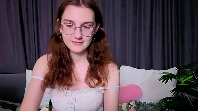 liLunny  online show from 07.27.26