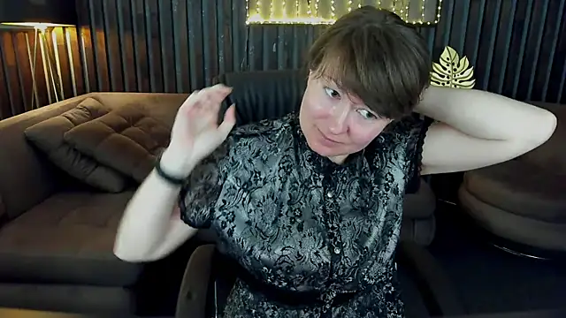 AlexaAmour online show from 07.10.26