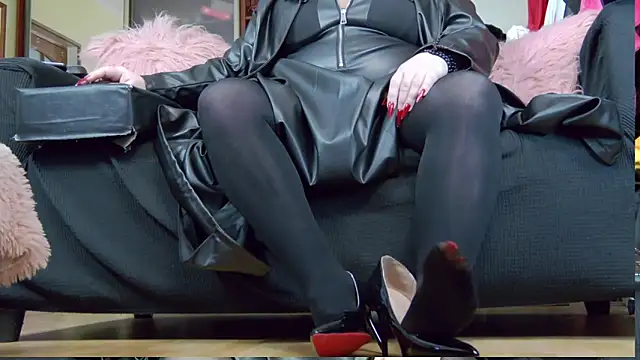 KaryQueen online show from 01.06.26