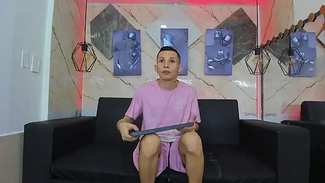 Isaak Bless online show from 07.12.26