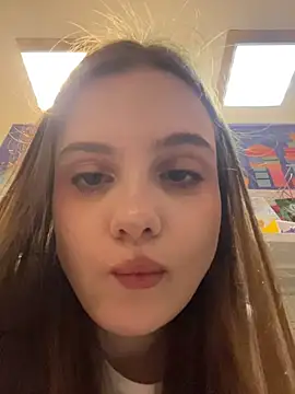 Snapshot of Lunabelle_ chatting on 07.28.26 Lunabelle online show from 07.28.26