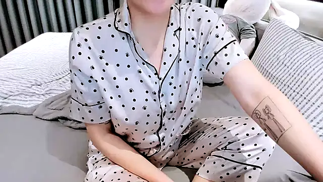 Snapshot of SungkyunnKwan chatting on 02.21.25 SungkyunnKwan online show from 02.21.25