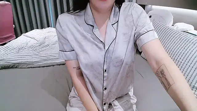 Snapshot of SungkyunnKwan chatting on 09.21.25 SungkyunnKwan online show from 09.21.25