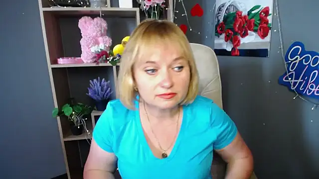 KiraSmiling online show from 07.22.26