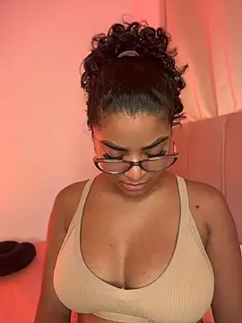 Snapshot of karlitamonroe chatting on 07.19.26 karlitamonroe online show from 07.19.26
