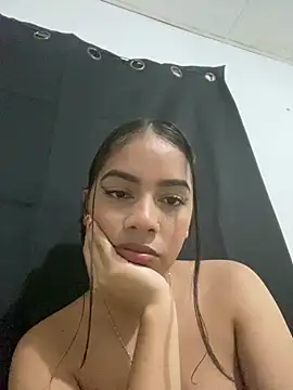 Snapshot of Lara_Jhons_ chatting on 07.12.26 Lara Jhons online show from 07.12.26