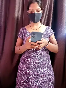Snapshot of shakshi_ro chatting on 07.14.26 shakshi ro online show from 07.14.26