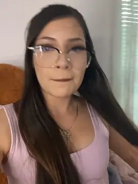 Snapshot of Lisbettebabyy chatting on 07.17.26 Lisbettebabyy online show from 07.17.26