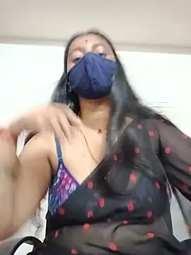 Snapshot of laxi_tamilponnu chatting on 07.20.26 laxi tamilponnu online show from 07.20.26