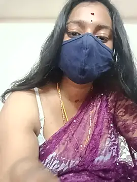 Snapshot of laxi_tamilponnu chatting on 07.25.26 laxi tamilponnu online show from 07.25.26