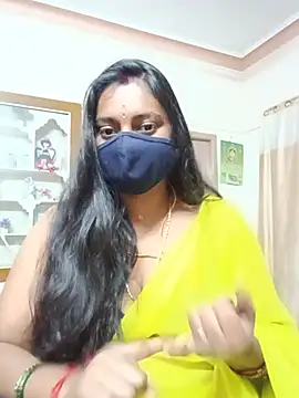 Snapshot of laxi_tamilponnu chatting on 08.03.26 laxi tamilponnu online show from 08.03.26