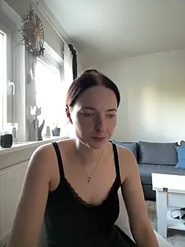 Snowhiite online show from 08.02.26