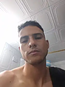 Snapshot of andycalis_97 chatting on 07.18.26 andycalis 97 online show from 07.18.26