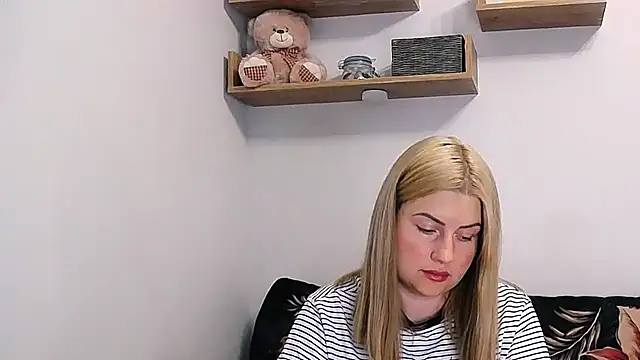 alisenties online show from 07.10.26
