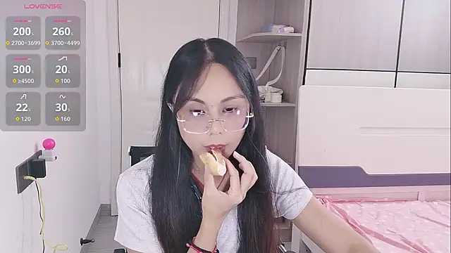 yishan-22 online show from 07.27.26