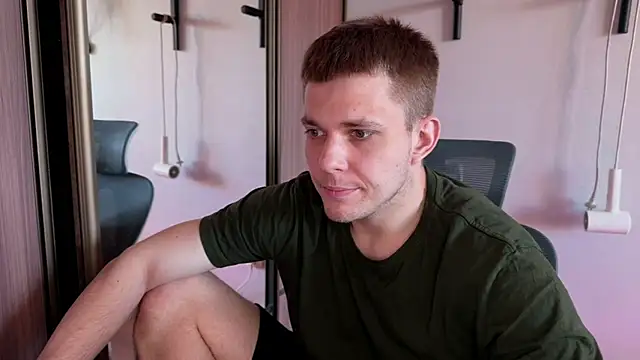 Nikclak online show from 07.18.26