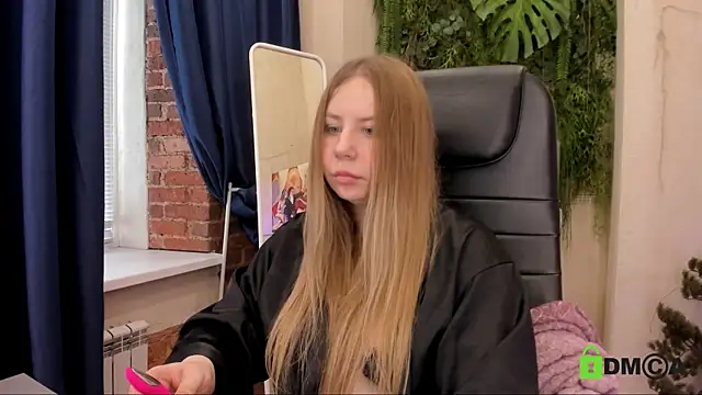 Sofi Soyer online show from 07.27.26