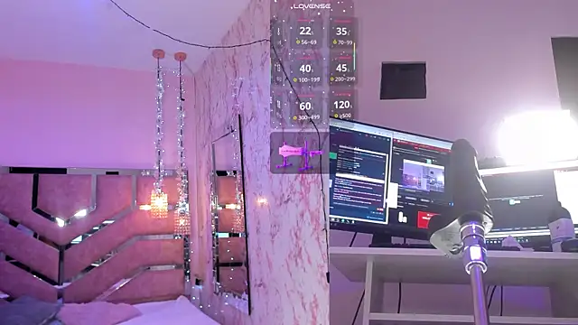 LilyLovely   online show from 07.26.26