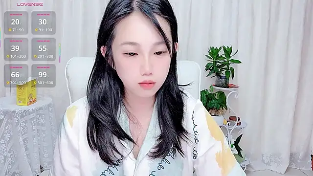 Biiyoo Hua online show from 07.28.26