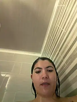 cloe bella online show from 07.20.26