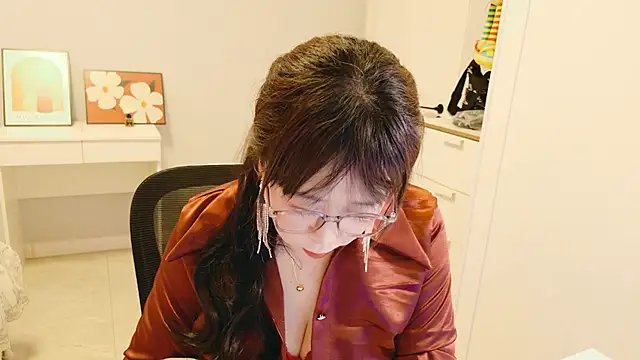 XantheBloom online show from 07.21.26