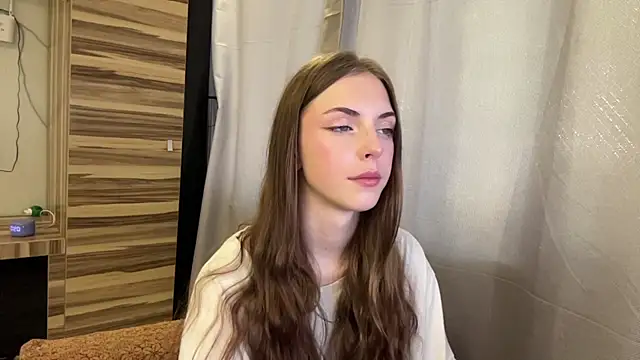 Clara kitty online show from 07.19.26