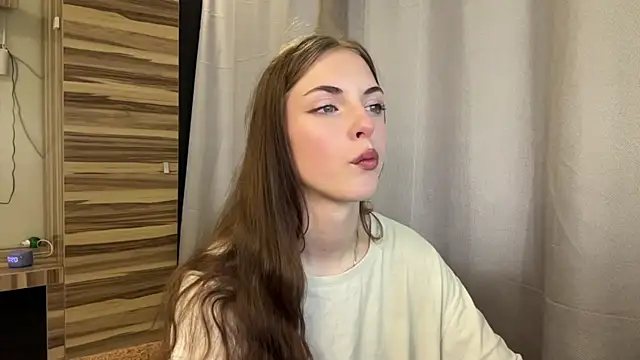Clara kitty online show from 07.20.26