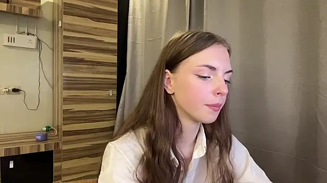 Clara kitty online show from 07.22.26