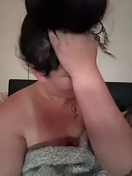 CurvyScarlett69xx online show from 07.26.26
