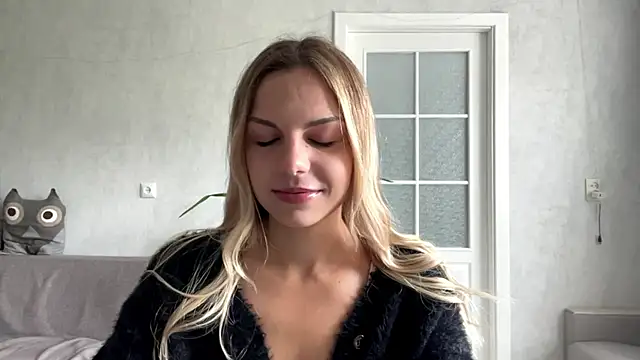 LaraineDomebo online show from 07.20.26