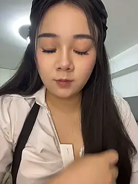 Luna-girl online show from 07.21.26