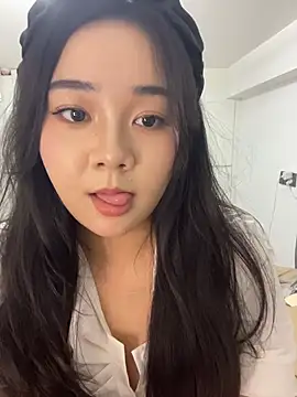 Luna-girl online show from 07.23.26
