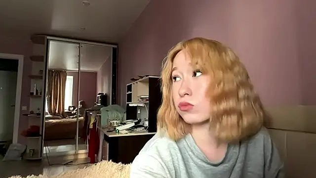 KiraAkira online show from 07.23.26