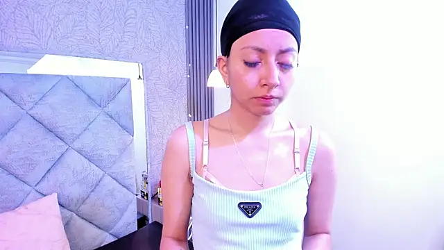 Violet Bloomxx online show from 07.23.26