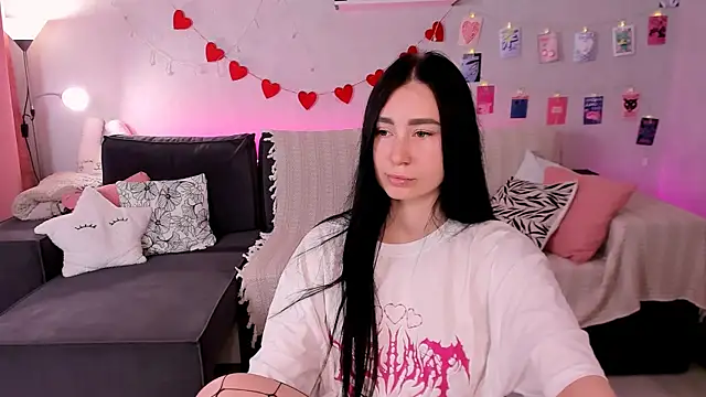 EmiMimi  online show from 07.26.26