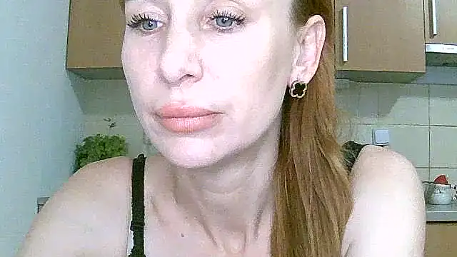 Snapshot of AimeeAlanx chatting on 07.26.26 AimeeAlanx online show from 07.26.26