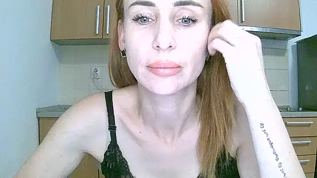 Snapshot of AimeeAlanx chatting on 07.27.26 AimeeAlanx online show from 07.27.26