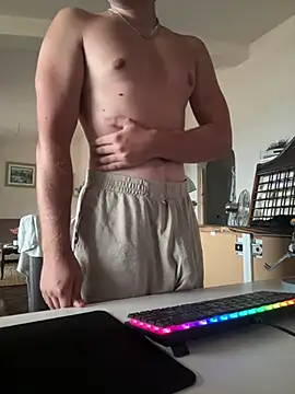 Lucas Macdick online show from 07.24.26