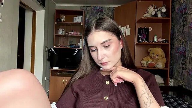 KittyNoSkirty online show from 07.23.26