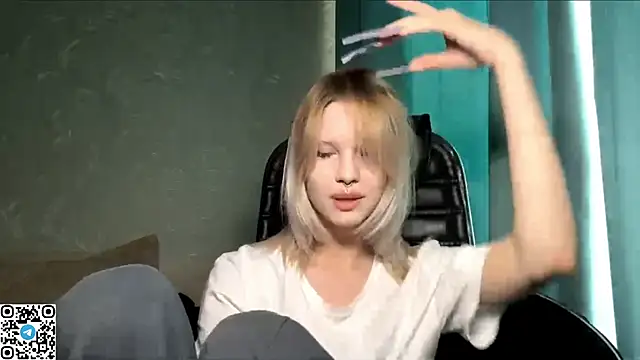 JessicaLowland online show from 07.28.26