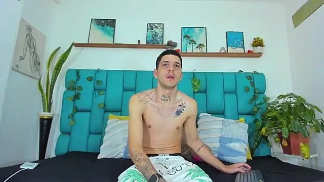 BoyMaxLatin online show from 07.28.26