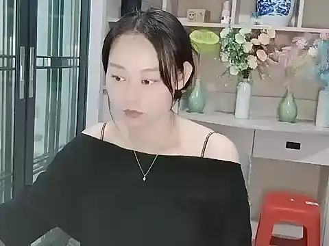 XIAxia00001 online show from 07.22.26
