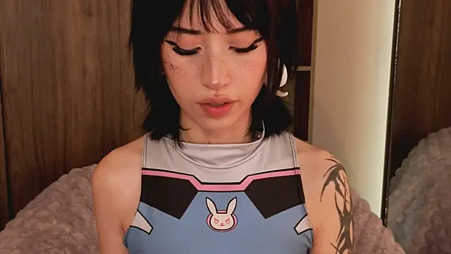 HannahSky  online show from 07.28.26